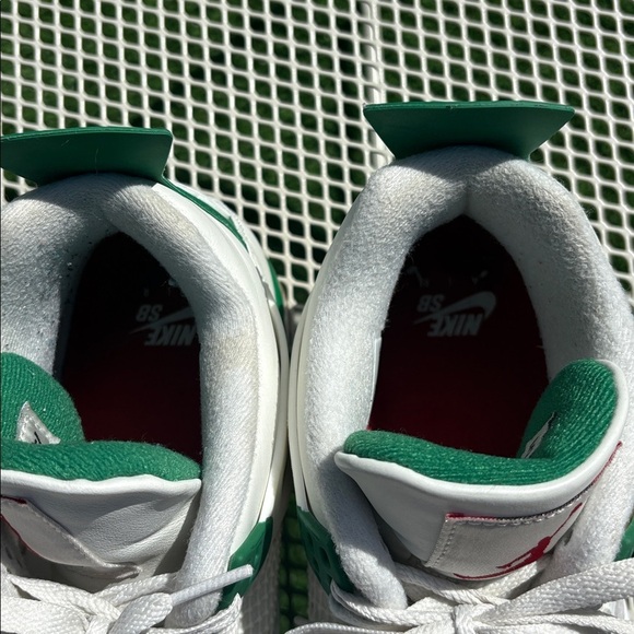 EUC Authentic Nike Jordan Retro SB Green & White main image 5